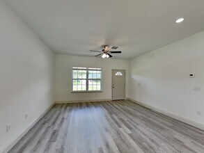 7802 N Sarazen Dr in Citrus Springs, FL - Building Photo - Building Photo