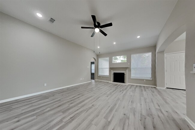 2014 Ridgeway Park Dr in Humble, TX - Building Photo - Building Photo