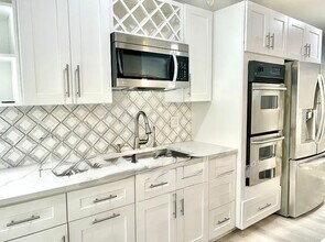 5015 Nassau Cir in Orlando, FL - Building Photo - Building Photo
