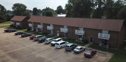 Fountain View Apartments in Jasper, IN - Building Photo - Building Photo