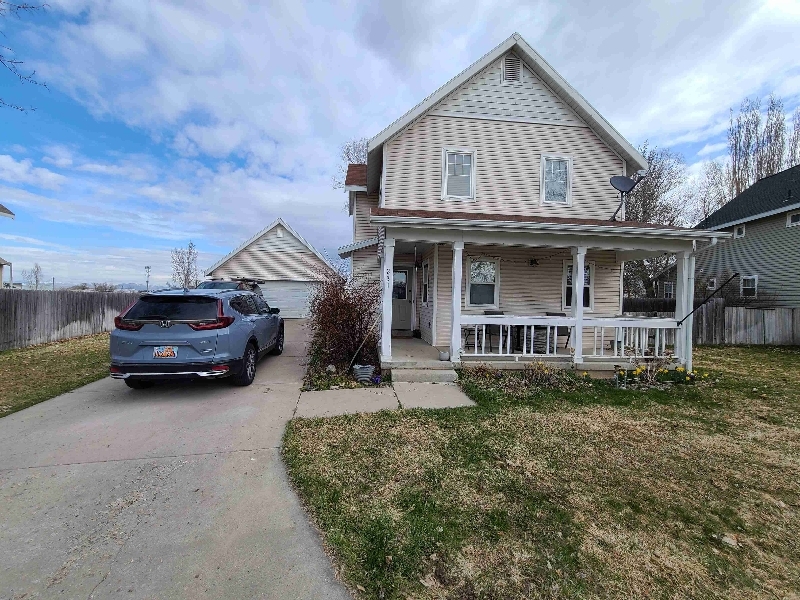 231 Meadow Cir in Logan, UT - Building Photo