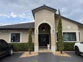 8741 NW 141st Terrace in Hialeah, FL - Building Photo
