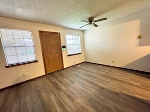 116 E Canton St in Broken Arrow, OK - Building Photo - Building Photo