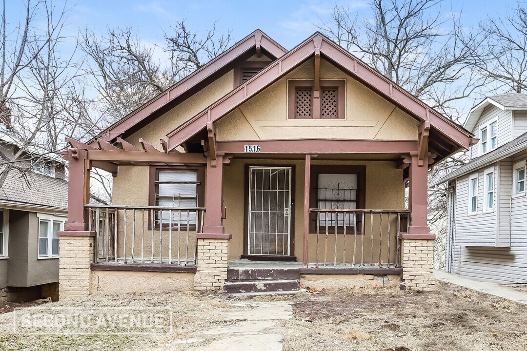 1516 E 50th Terrace, Unit 0100 in Kansas City, MO - Building Photo