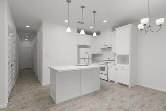 2327 N Valley Cir in La Feria, TX - Foto de edificio - Building Photo