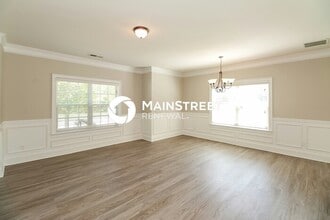 5663 Valley Loop in Fairburn, GA - Building Photo - Building Photo