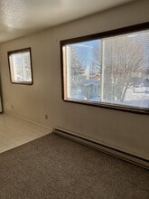 137 Mapfel St in Pinedale, WY - Foto de edificio - Building Photo