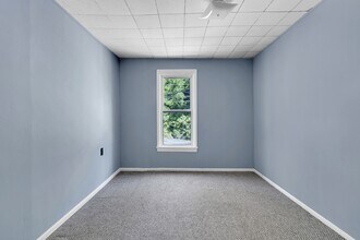 356 Stewart St in Morgantown, WV - Building Photo - Building Photo