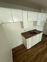 114 Rue des Textiles in Cowansville, QC - Building Photo - Building Photo