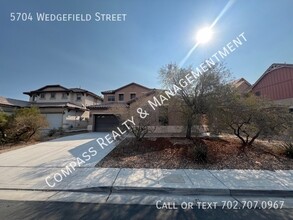 5704 Wedgefield St in North Las Vegas, NV - Building Photo - Building Photo