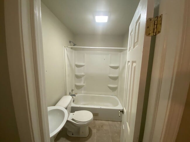 property at 326 N Philadelphia Ave