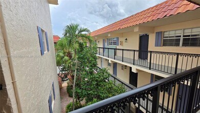 650 Tennis Club Dr in Fort Lauderdale, FL - Building Photo - Building Photo