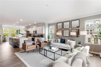 3642 S Fulton Ave in Hapeville, GA - Building Photo - Building Photo