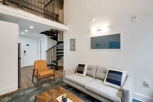 150 S Independence Mall W in Philadelphia, PA - Building Photo