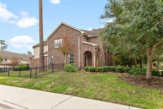 14 Innerwoods Pl in The Woodlands, TX - Building Photo - Building Photo