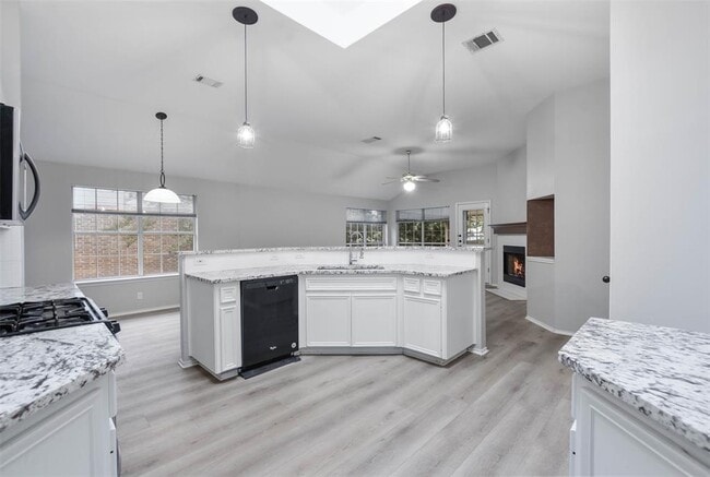1810 Coral Dr in Cedar Park, TX - Building Photo - Building Photo