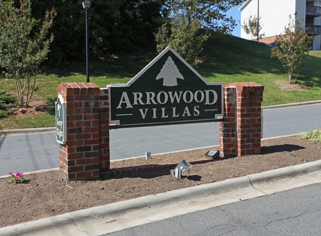 Arrowood Villas Apartments Charlotte, NC Apartments For Rent