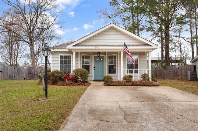 property at 1980 Laurel Oak Ct