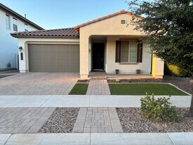 3872 E Harrison St in Gilbert, AZ - Building Photo