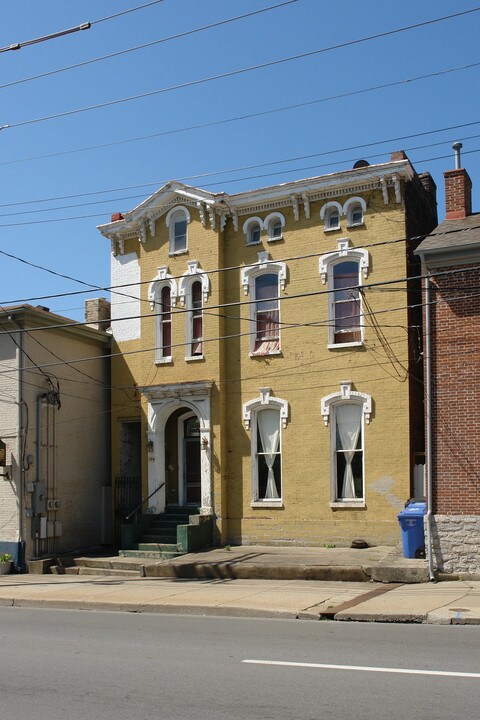 104 W High St in Lexington, KY - Foto de edificio