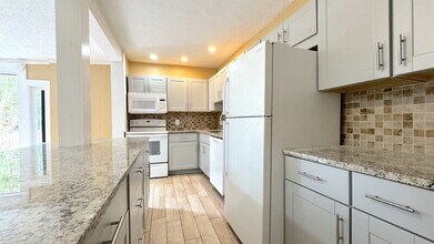 170 Kingston Ave in Daytona Beach, FL - Building Photo - Building Photo