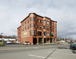 The Gerald in Fairfield, ME - Building Photo