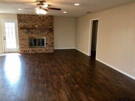 1101 Balmoral Dr in Tyler, TX - Building Photo