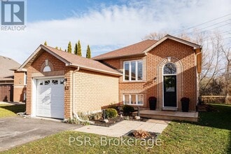 53 Telfer Rd in Collingwood, ON - Building Photo - Building Photo