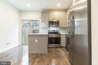 2153 N Fairhill St in Philadelphia, PA - Building Photo - Building Photo