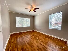 1114 W 45th St in Kansas City, MO - Building Photo - Building Photo
