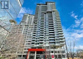 25 Holly St in Toronto, ON - Building Photo