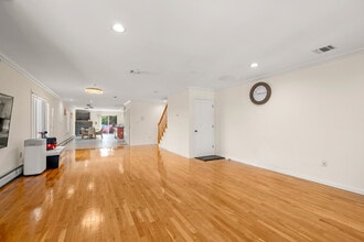 227A E Columbia Ave in Palisades Park, NJ - Building Photo - Building Photo