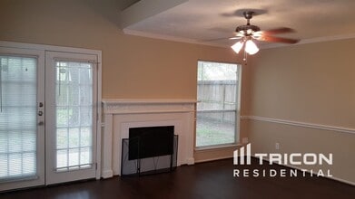 8610 Orchard Ridge Ln in Humble, TX - Building Photo - Building Photo
