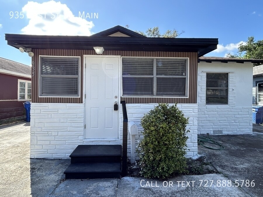 935 21st St S in St. Petersburg, FL - Building Photo