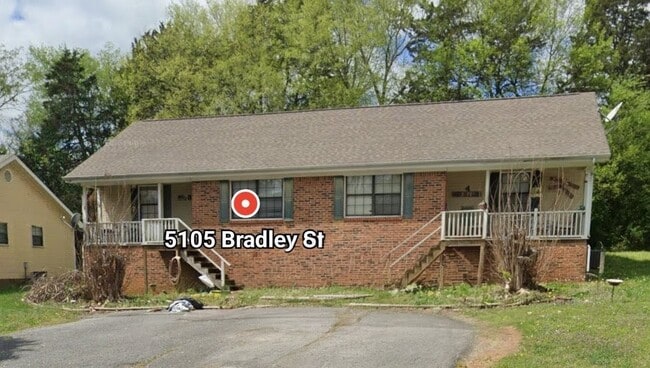 5105 Bradley St NW, Unit 5105