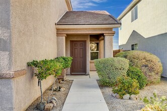 2723 Cramond St in Henderson, NV - Foto de edificio - Building Photo