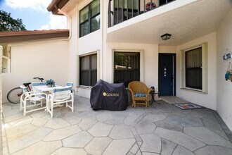 6030 SE Martinique Dr in Stuart, FL - Building Photo - Building Photo