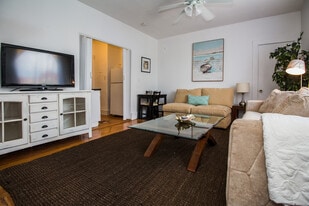 12 Chiswick Rd, Unit 1 in Boston, MA - Building Photo