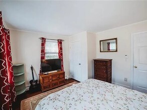 12 Callender Ave in Newport, RI - Building Photo - Building Photo