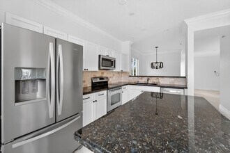 11015 Legacy Ln in Palm Beach Gardens, FL - Building Photo - Building Photo