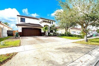 22542 SW 103rd Ct in Cutler Bay, FL - Building Photo - Building Photo