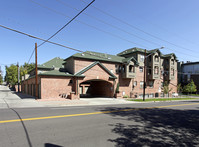 Highland Court in Denver, CO - Foto de edificio - Building Photo