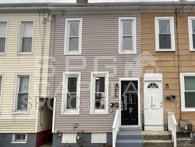 property at 650 W College Ave