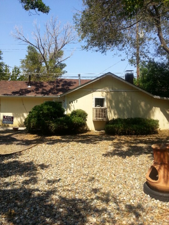 2917 Cheyenne Ave in Pueblo, CO - Building Photo