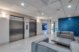 Mark 1 Apartments in Las Vegas, NV - Foto de edificio - Interior Photo