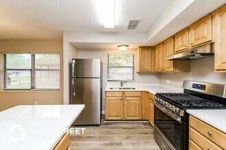 7506 Centauri Rd in Jacksonville, FL - Building Photo - Building Photo