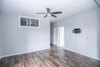 4400 N Magnolia Ave in Chicago, IL - Building Photo - Building Photo
