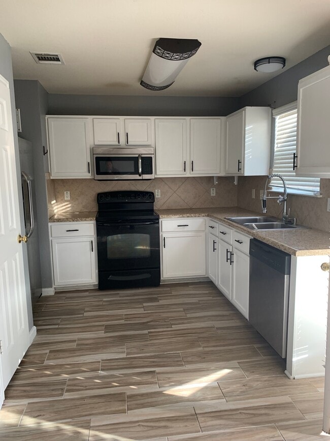 property at 5308 Lions Gate Ln