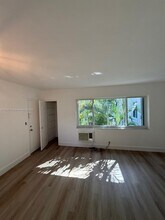 10074 E Bay Harbor Dr in Bay Harbor Islands, FL - Building Photo - Building Photo