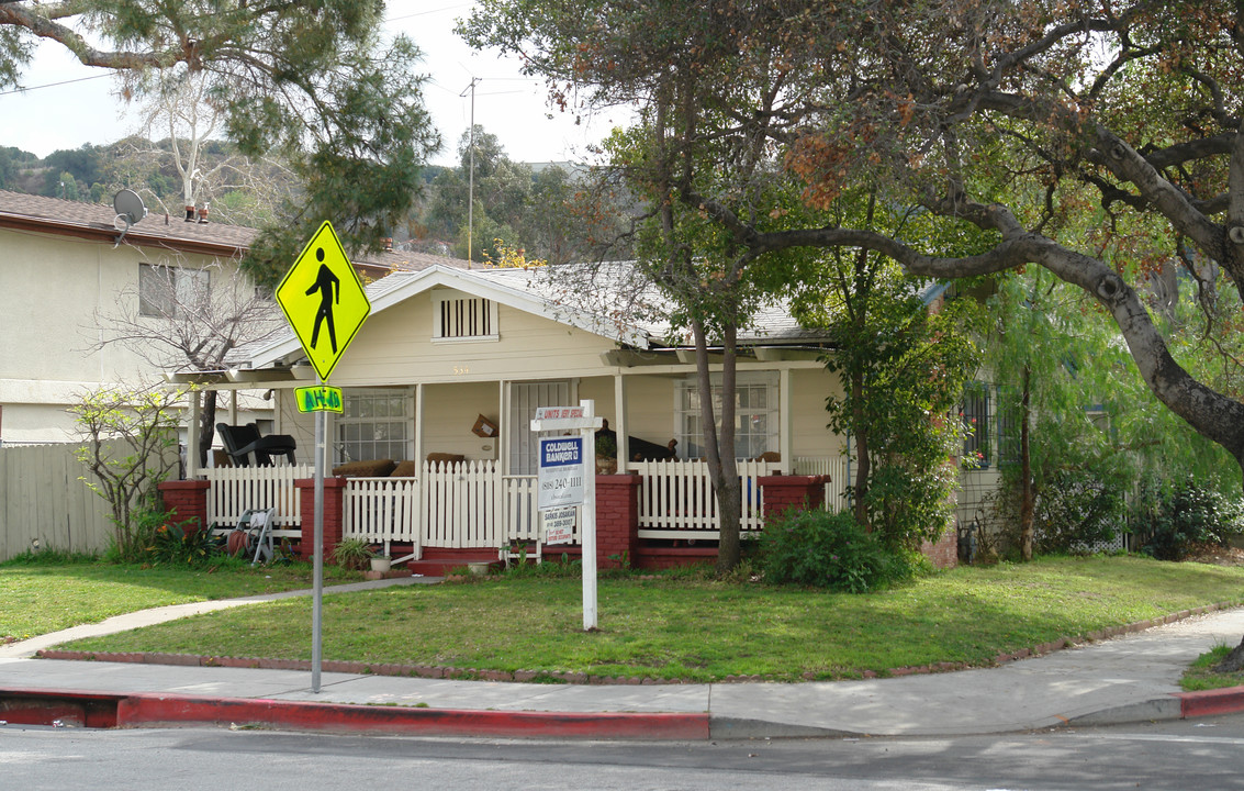 524 E Palmer Ave in Glendale, CA - Building Photo